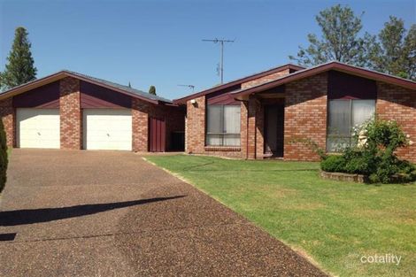 Property photo of 8 Cassandra Close Hunterview NSW 2330