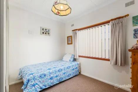 Property photo of 43 Carroll Road East Corrimal NSW 2518