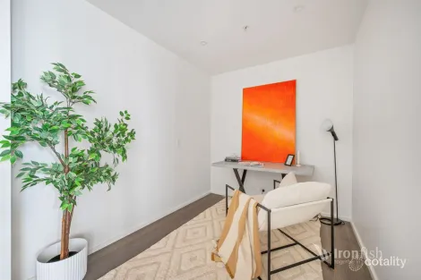 Property photo of 1107E/888 Collins Street Docklands VIC 3008