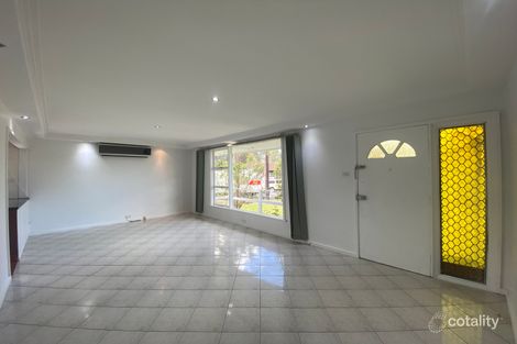 Property photo of 28 Hemingway Crescent Fairfield NSW 2165