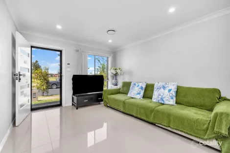 Property photo of 20 Heathland Avenue Schofields NSW 2762