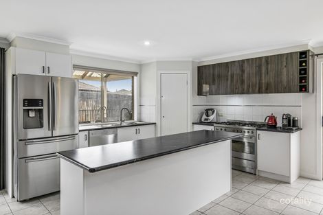 Property photo of 7 Barrine Court Skye VIC 3977