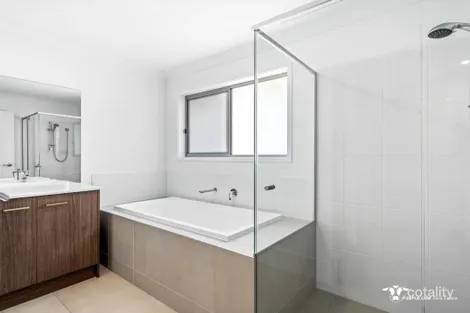 Property photo of 11 Balonne Street Plainland QLD 4341