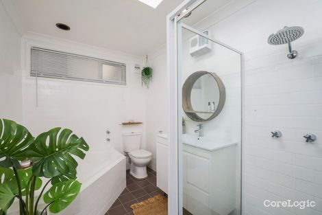 Property photo of 23 Beachcomber Parade North Avoca NSW 2260