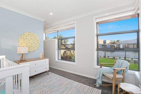 Property photo of 6 Kingham Circuit Thornton NSW 2322
