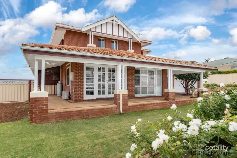 Property photo of 4 Bayside Boulevard Drummond Cove WA 6532