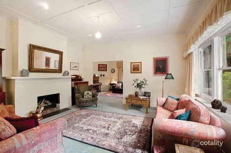 Property photo of 99 Middlesex Road Surrey Hills VIC 3127