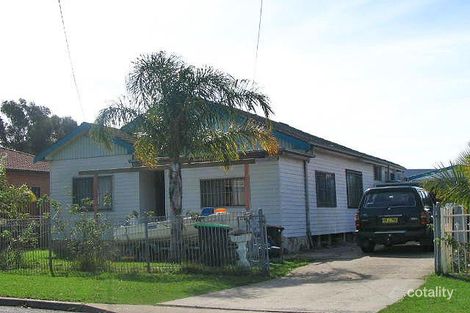 25 Como Rd, Greenacre, NSW 2190