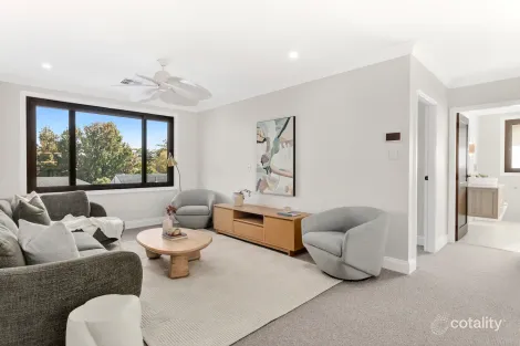 Property photo of 13 Dublin Avenue Killarney Heights NSW 2087