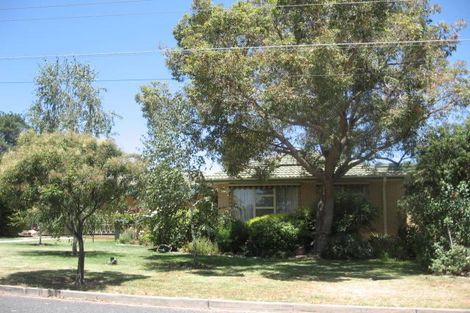 3 Gulfview Pde, Valley View, SA 5093