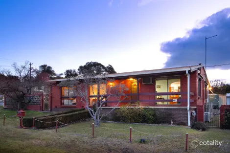 25 Maclise St, Castlemaine, VIC 3450