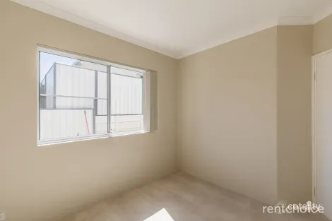 Property photo of 39A Rinaldo Crescent Coolbellup WA 6163