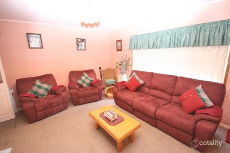 Property photo of 28 Blyth Road Clare SA 5453