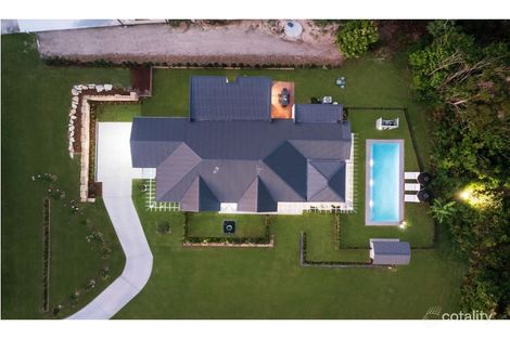 Property photo of 21 Hersden Court Bonogin QLD 4213