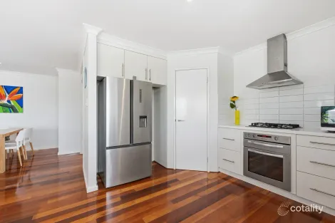 Property photo of 10 Edwin Crescent Bluff Point WA 6530