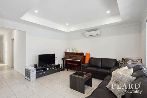 Property photo of 17 Saunton Way Ridgewood WA 6030
