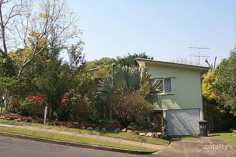 107 Nursery Rd, Holland Park West, QLD 4121