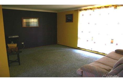 Property photo of 1/2 Spencer Road Mannering Park NSW 2259