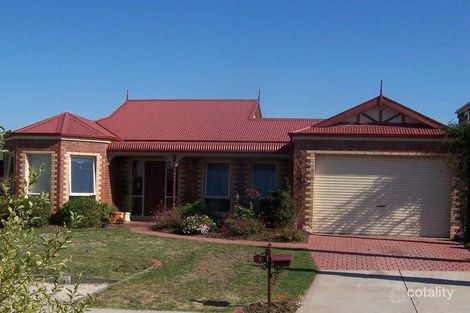 Property photo of 3 Fernshaw Place Sunbury VIC 3429