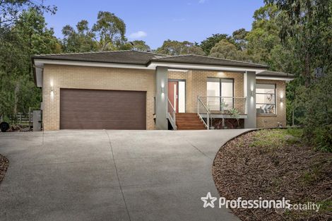 12 Farrar Way, Wandin North, VIC 3139