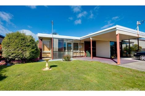 1/12 The Lee, Devonport, TAS 7310