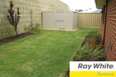 Property photo of 175 Maidment Parade Dalyellup WA 6230