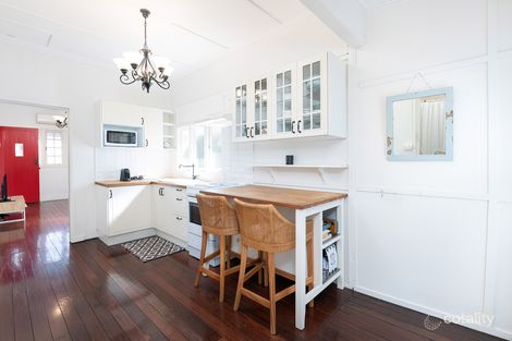 Property photo of 18 Barton Street Sandgate QLD 4017