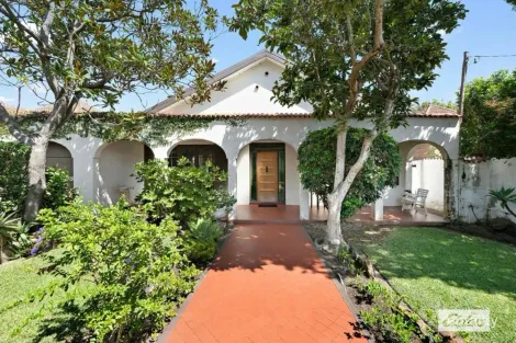 5a Gordon St, Burwood, NSW 2134