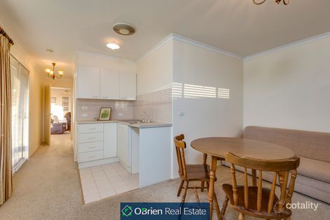 Property photo of 17 Monkhouse Drive Endeavour Hills VIC 3802