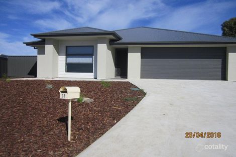 39 White Cl, Encounter Bay, SA 5211