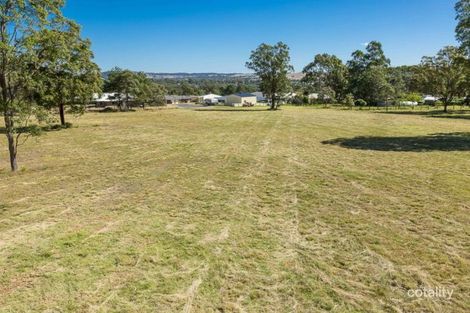 Property photo of 47 Orchard Road Crows Nest QLD 4355