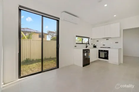 Property photo of 29 Salamaua Crescent Holsworthy NSW 2173