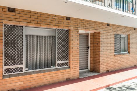 Property photo of 2/30A The Crescent Brighton SA 5048