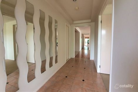 6 Cathedral Mews, Caroline Springs, VIC 3023