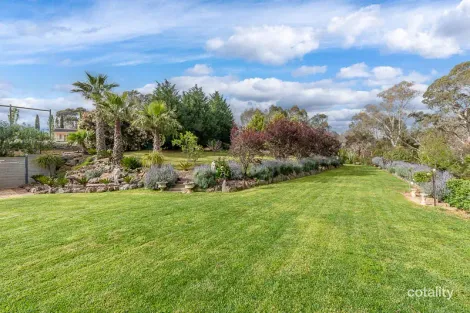 Property photo of 4 Ellen Court Mount Barker SA 5251