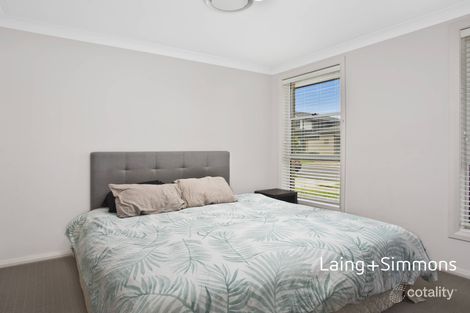 Property photo of 60 Taradale Drive Ropes Crossing NSW 2760