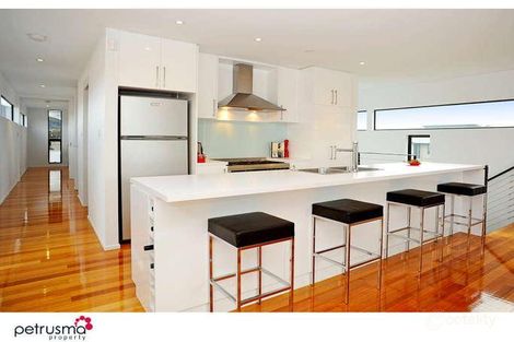 11 Henty Cl, Old Beach, TAS 7017