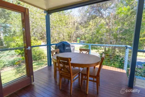 Property photo of 2/36 George Nothling Drive Point Lookout QLD 4183