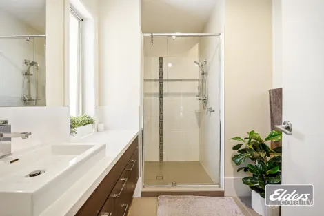 Property photo of 15 Sugarloaf Crescent Colebee NSW 2761