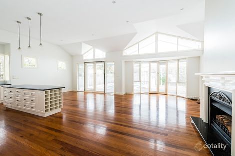 Property photo of 2 Hamel Street Hampton VIC 3188