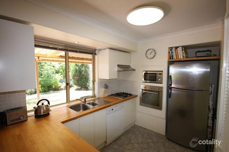 Property photo of 12 Hillside Road Mount Richon WA 6112