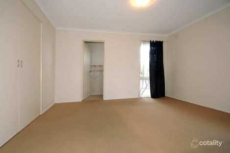 Property photo of 13 Springvalley Crescent Keysborough VIC 3173