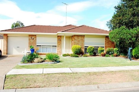 37 Tamworth Cres, Hoxton Park, NSW 2171