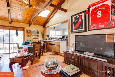 Property photo of 9 Walton Court Narre Warren VIC 3805