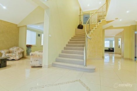 Property photo of 10 Edmund Place Cecil Hills NSW 2171