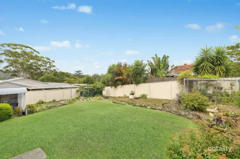 Property photo of 5 Maple Street Wyoming NSW 2250