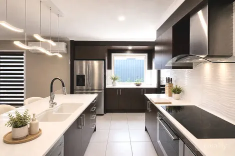 Property photo of 27 Illusion Place Coomera QLD 4209