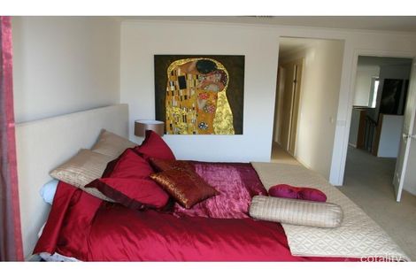 16 Morning Mist Ct, Mornington, VIC 3931