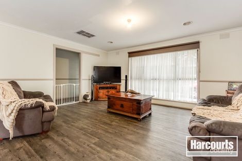 Property photo of 15 Houlder Avenue Junction Village VIC 3977