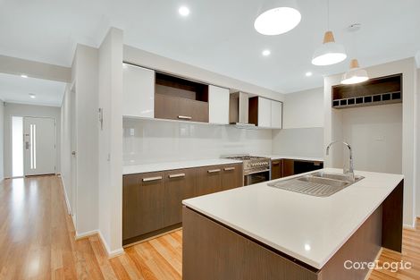 Property photo of 20 Yarradale Drive Mickleham VIC 3064